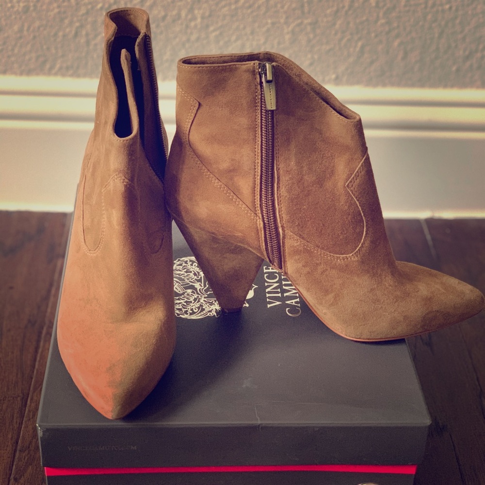 Vince Camuto heeled bootie